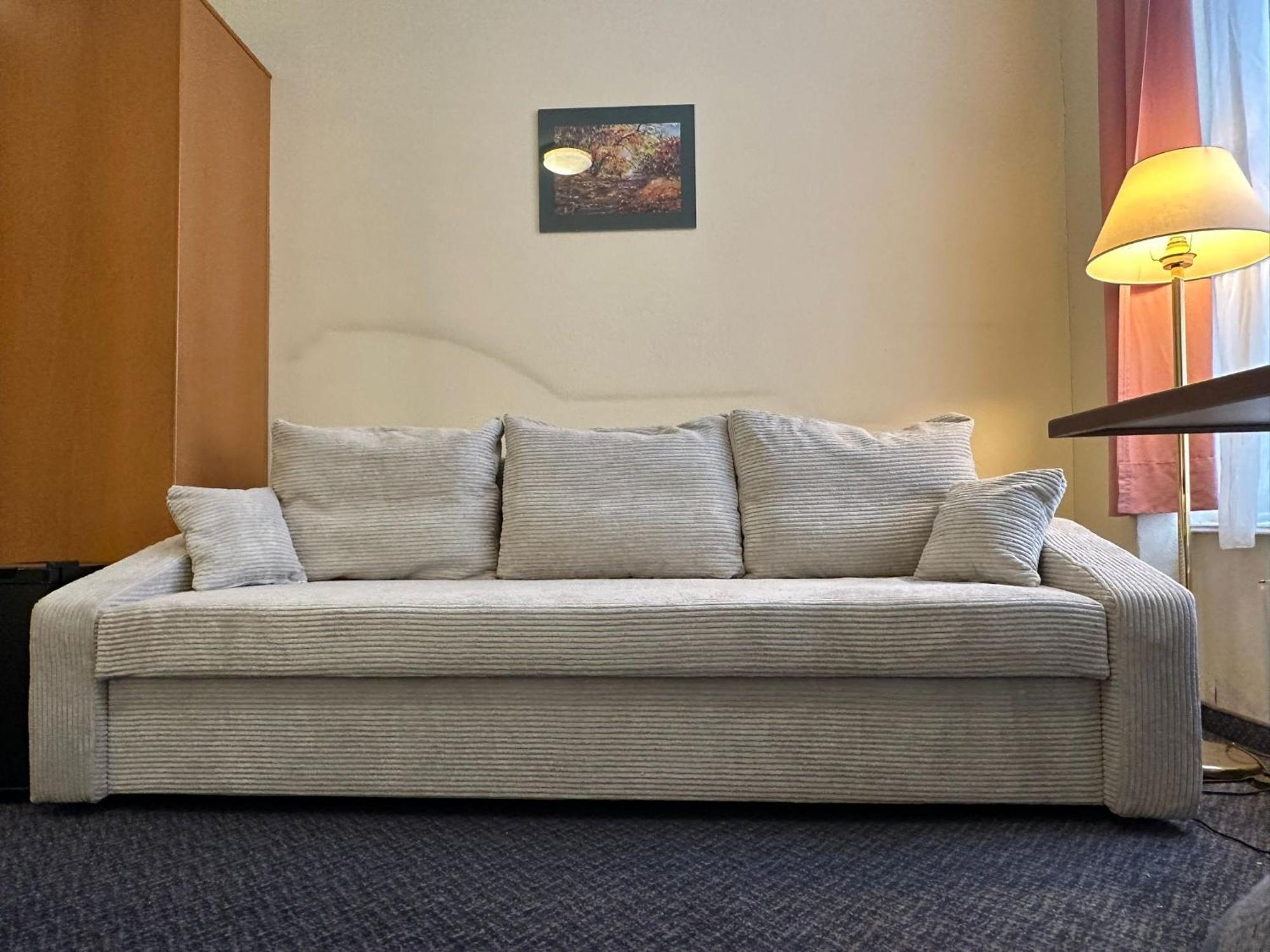 Very Central Apartments, 5 Min To City Center, No Reception Відень Екстер'єр фото