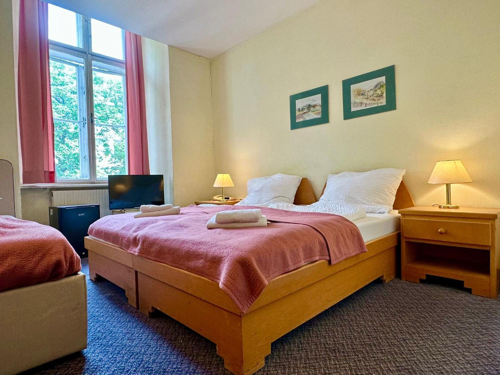Very Central Apartments, 5 Min To City Center, No Reception Відень Екстер'єр фото