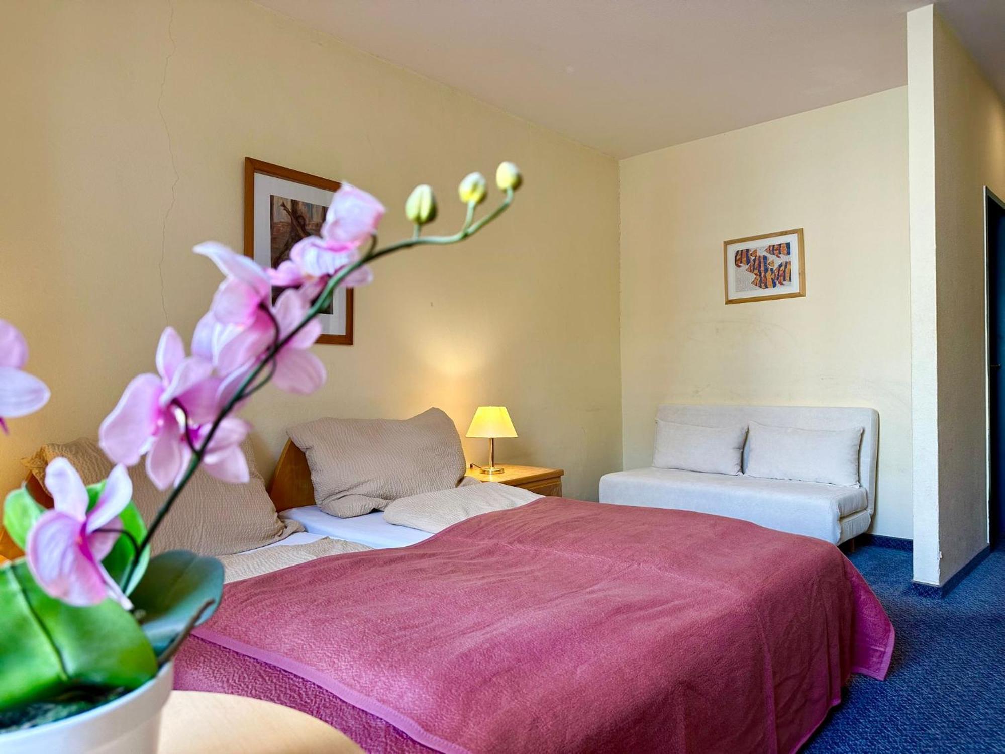 Very Central Apartments, 5 Min To City Center, No Reception Відень Екстер'єр фото