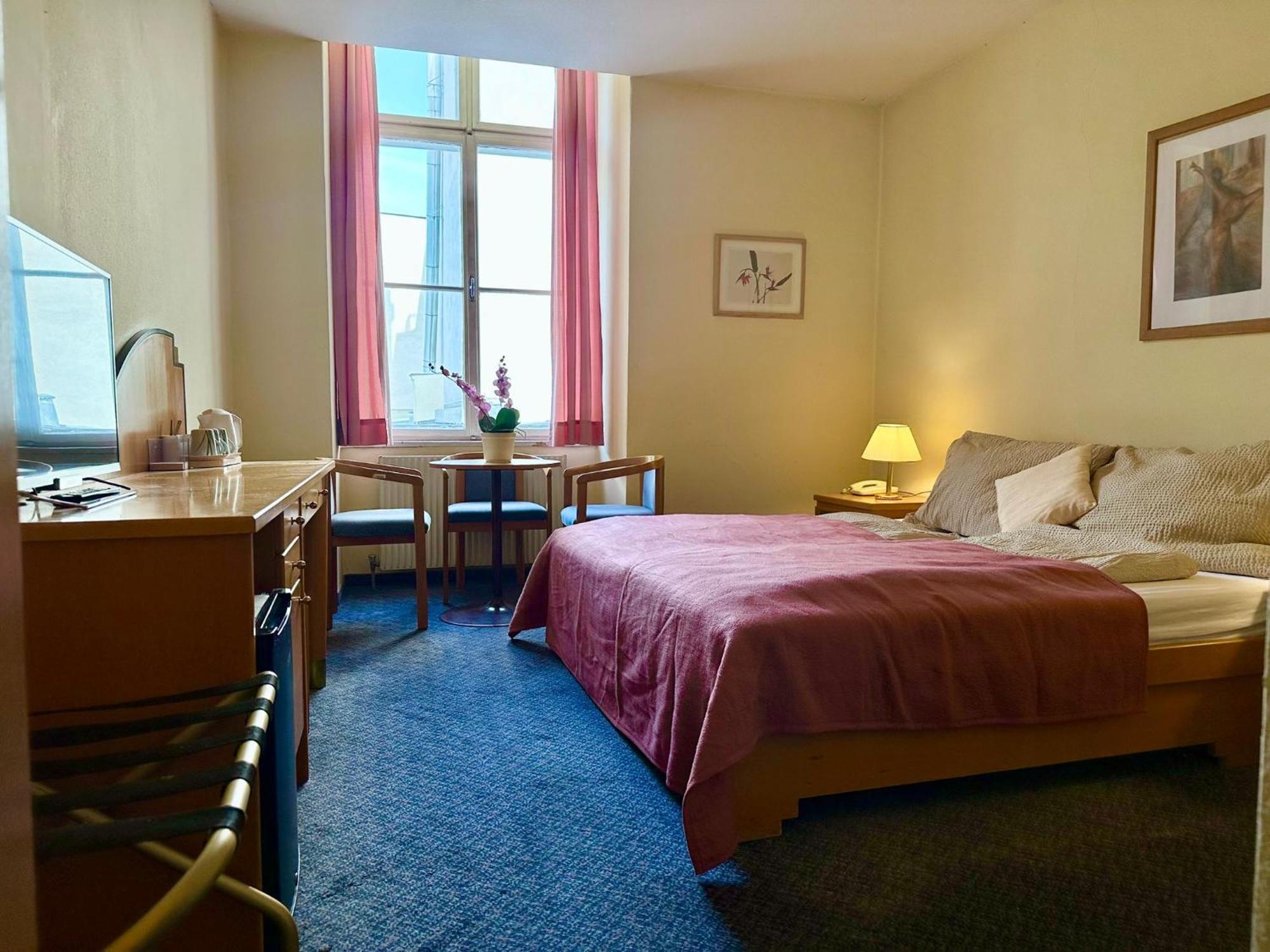 Very Central Apartments, 5 Min To City Center, No Reception Відень Екстер'єр фото