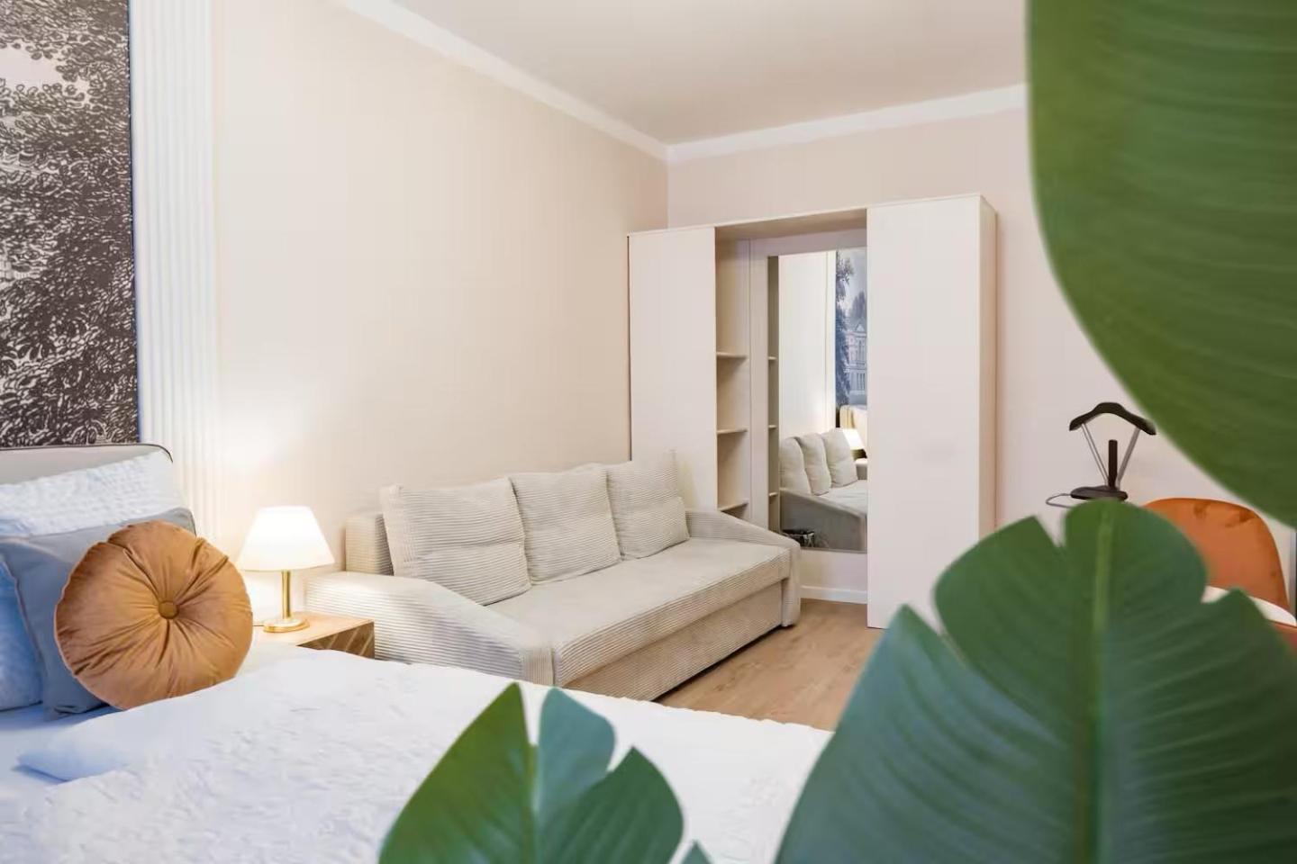 Very Central Apartments, 5 Min To City Center, No Reception Відень Екстер'єр фото