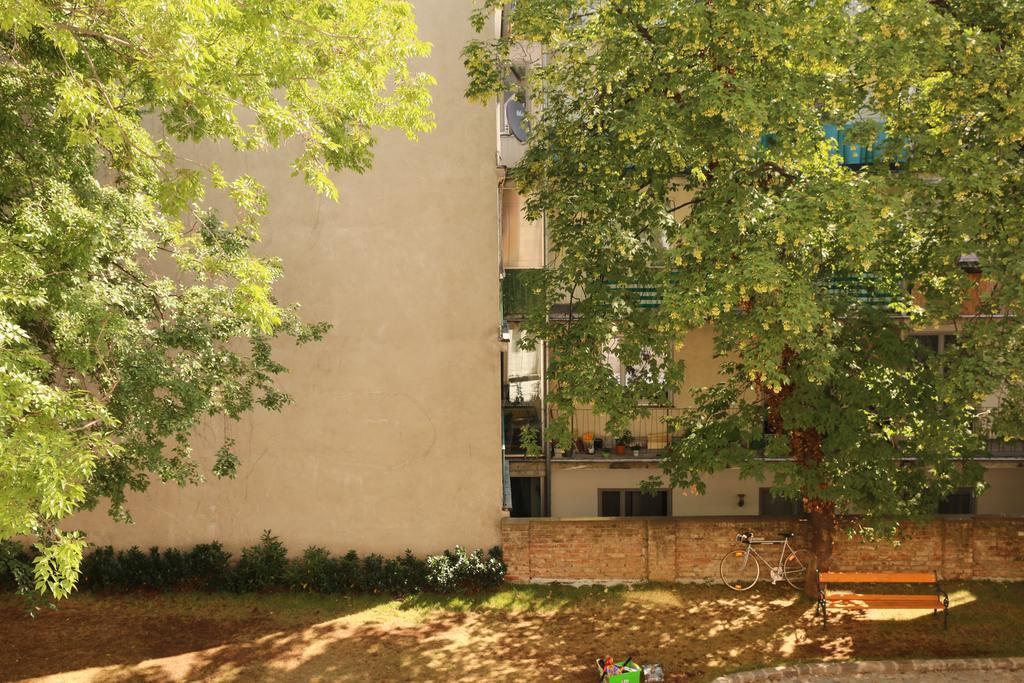 Very Central Apartments, 5 Min To City Center, No Reception Відень Екстер'єр фото